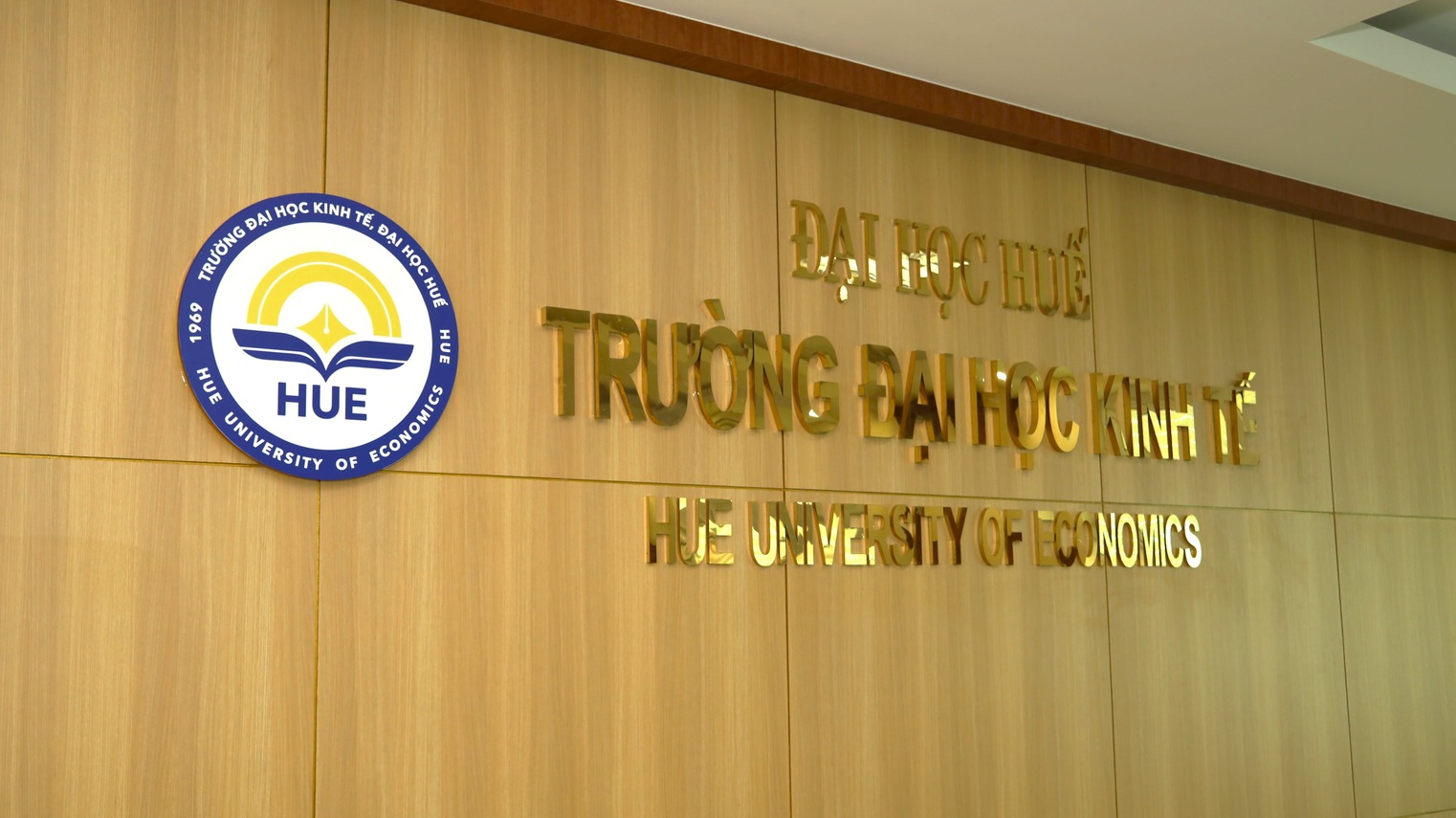 đại học Kinh Tế Huế