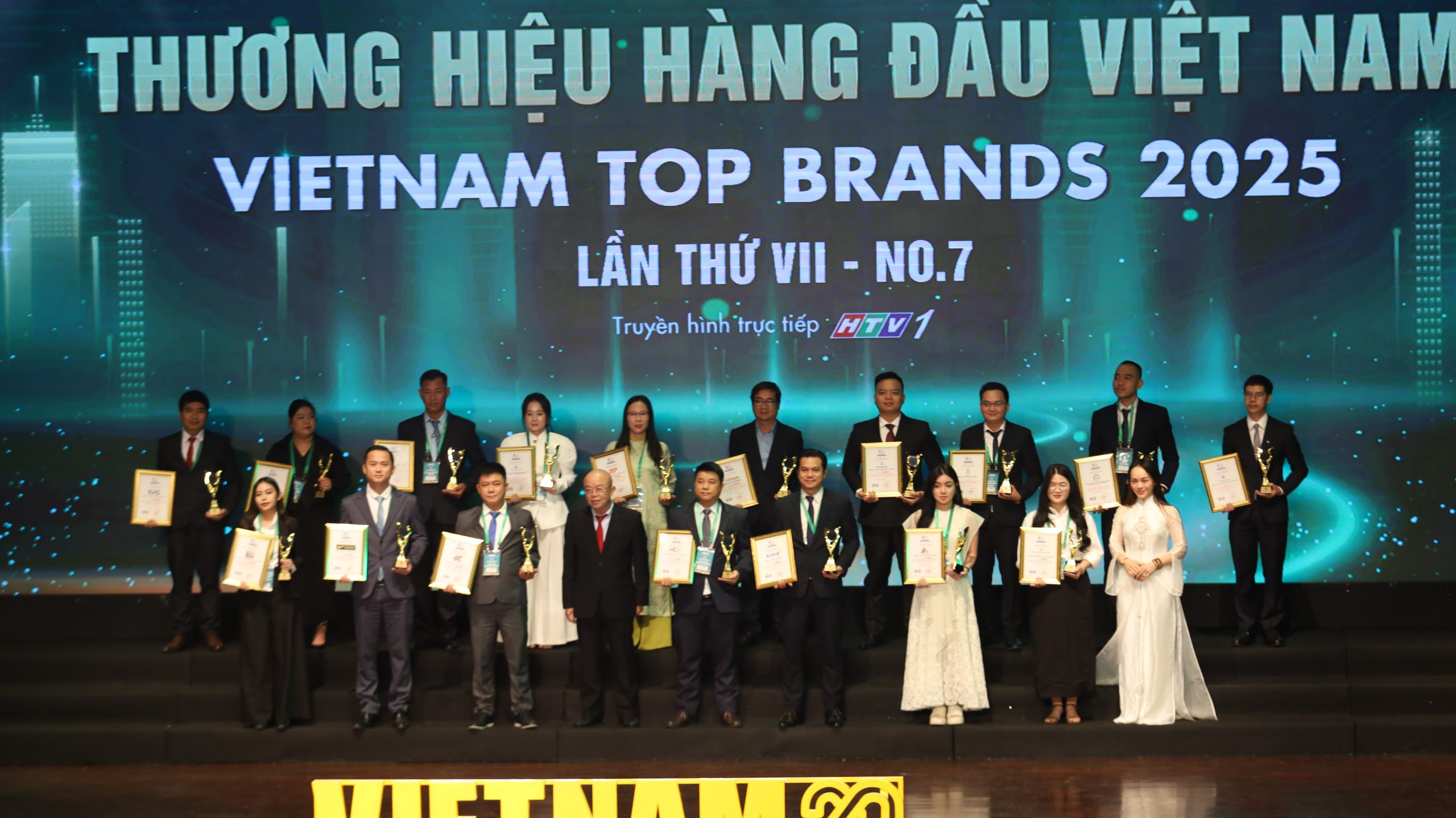 TOP THƯƠNG HIỆU HÀNG ĐẦU VIỆT NAM 2025