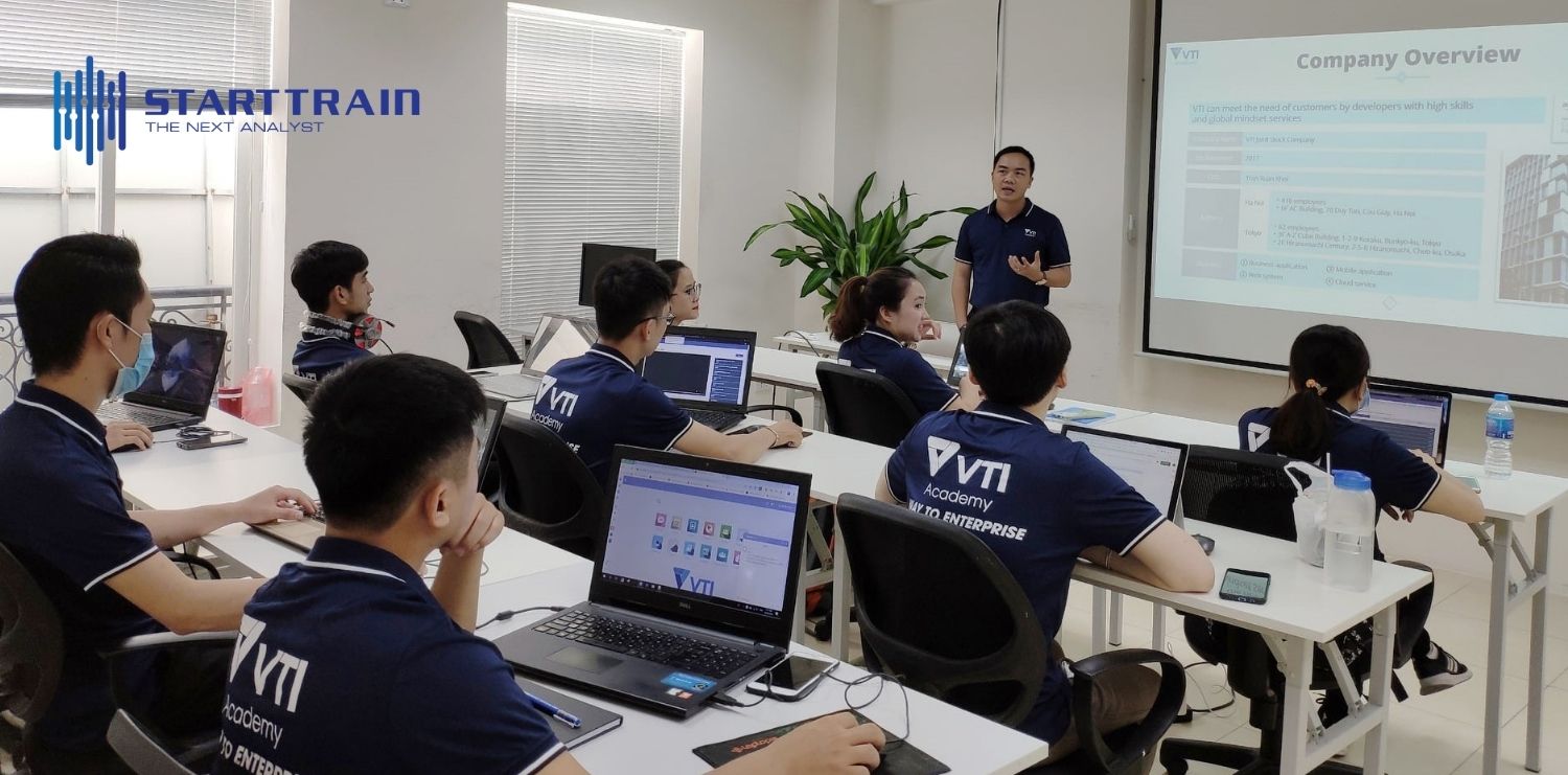 học data analyst ở đâu 