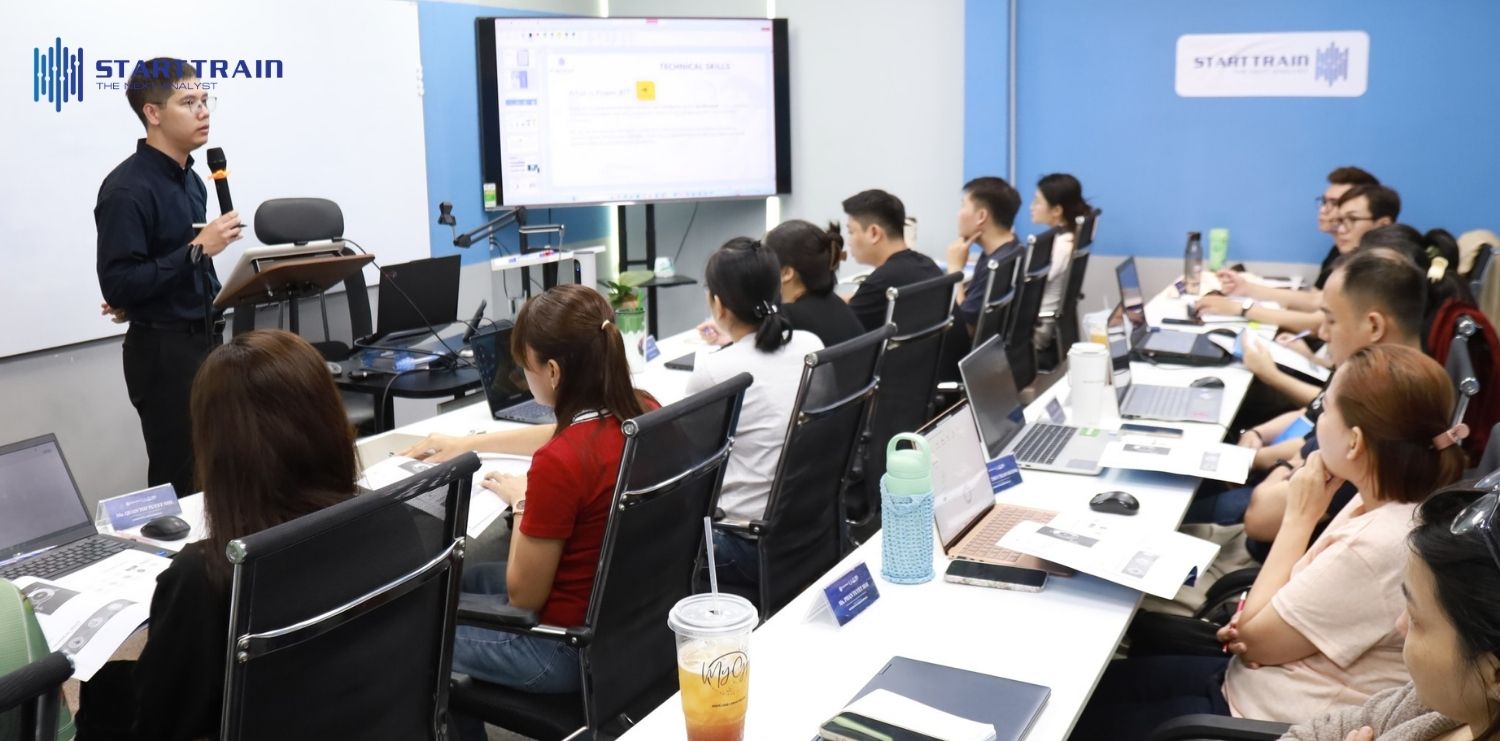 Báo cáo nhân sự