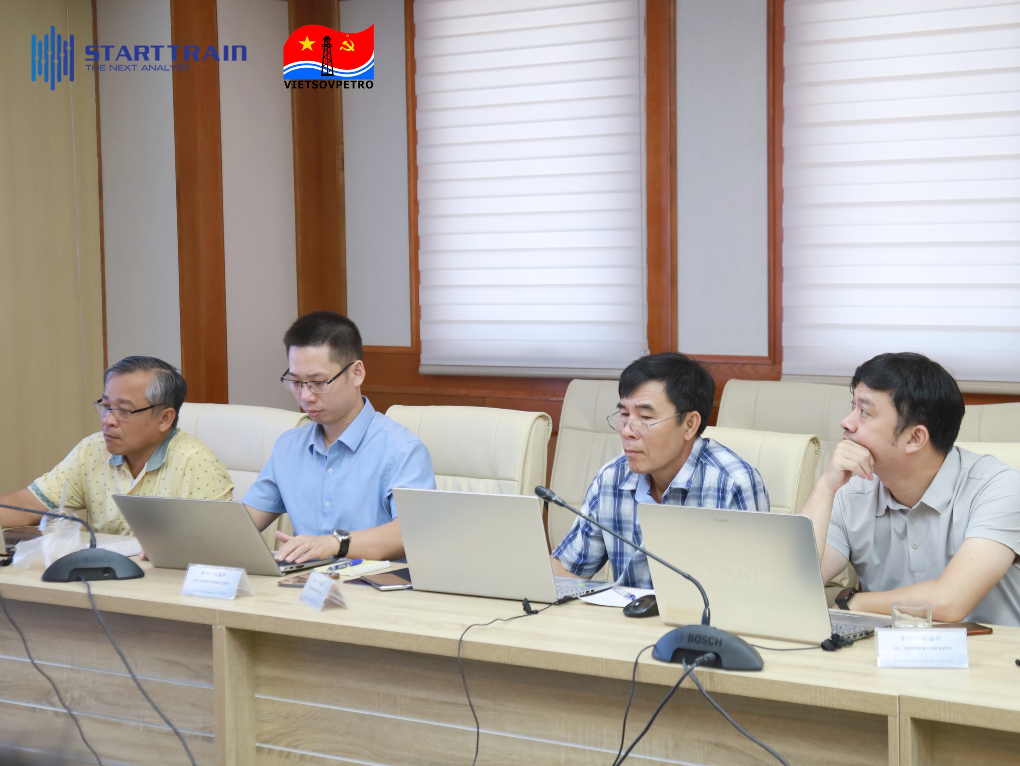 Advanced Data Visualization & Analytics