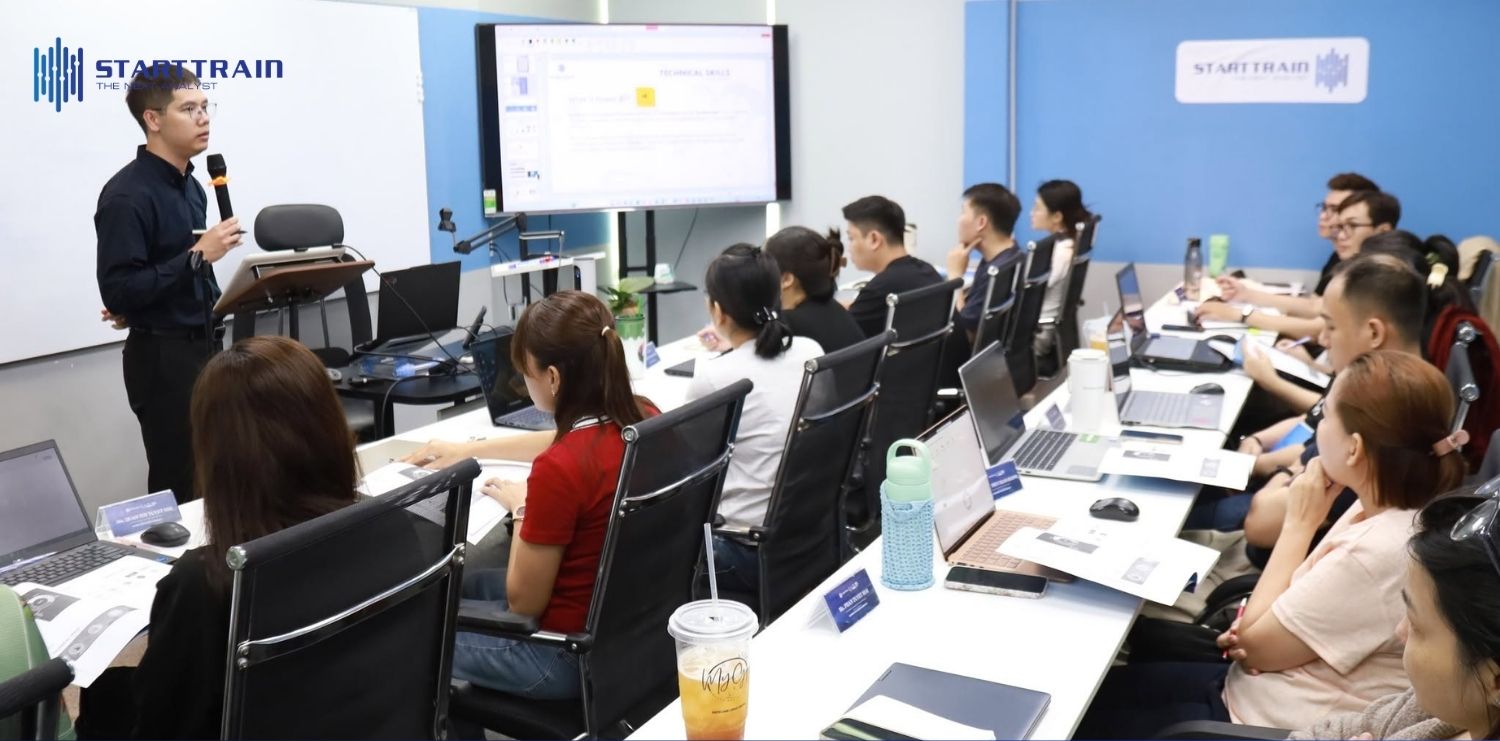 Phân tích dữ liệu Excel bằng AI: Lợi ích và cách thực hiện 5 Phân tích dữ liệu Excel bằng AI
