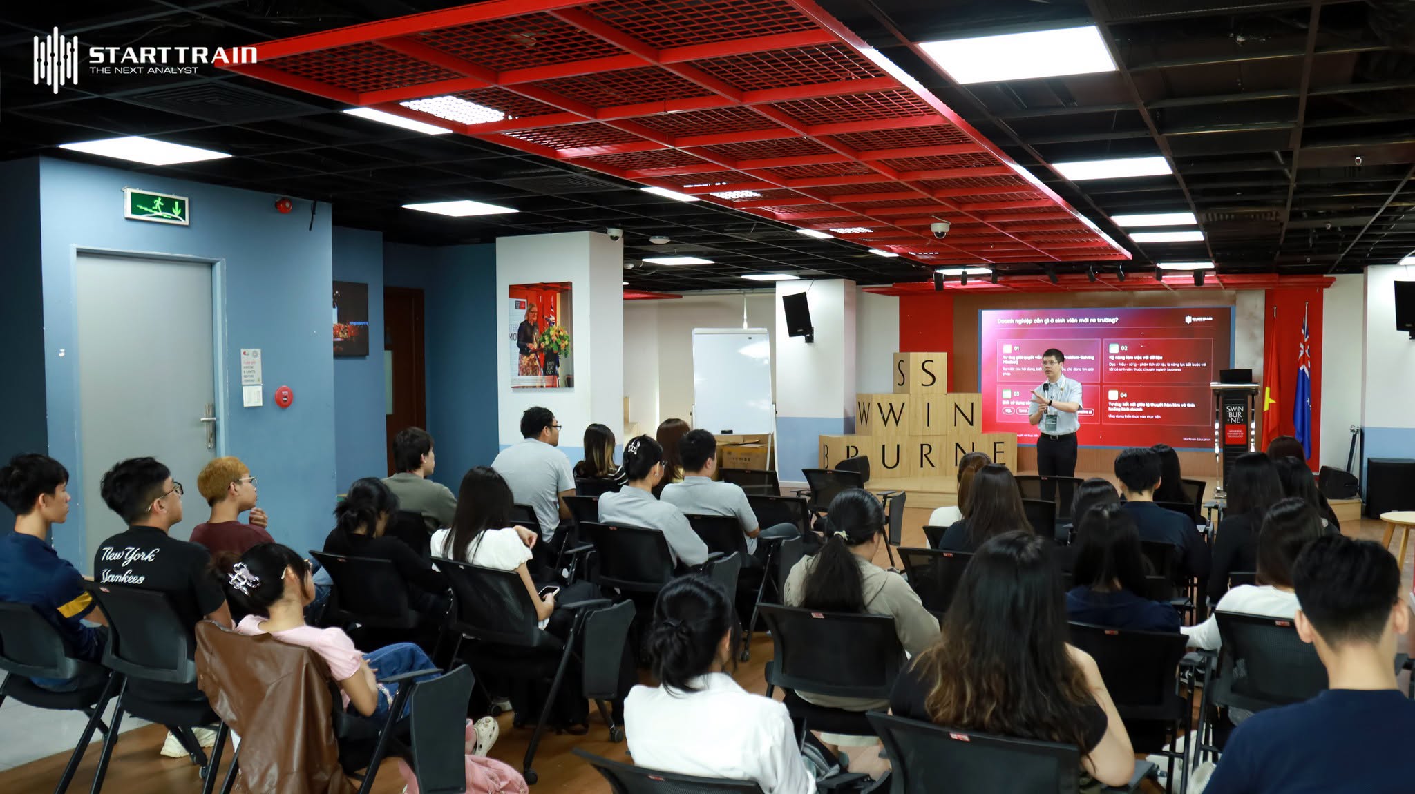 tổ chức seminar tại Swinburne University